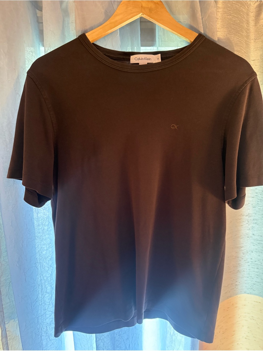 Calvin Klein Men's Brown Short-Sleeve Crew Neck T-Shirt with Subtle CK Logo